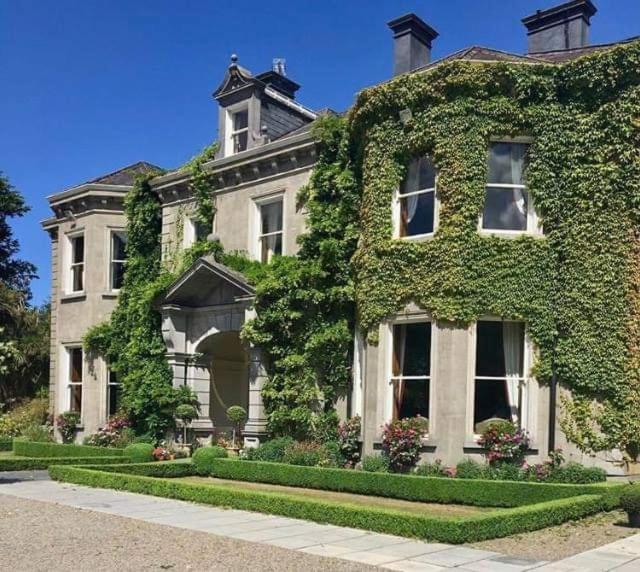 Tinakilly Country House Hotel Rathnew Extérieur photo